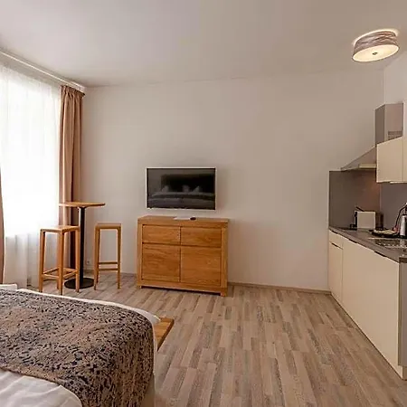 Karlova - Mostecka 10 St Depandance 4* براغ