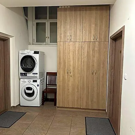 شقة فندقية Karlova - Mostecka 10 St Depandance 4*