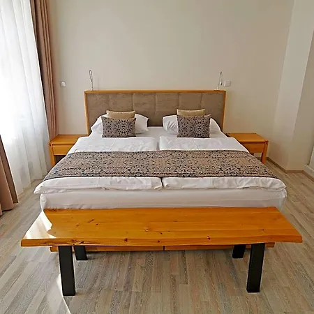 شقة فندقية Karlova - Mostecka 10 St Depandance 4*